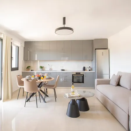 Apartment E&m *