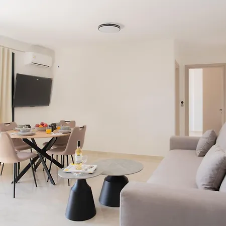 Apartment E&m
