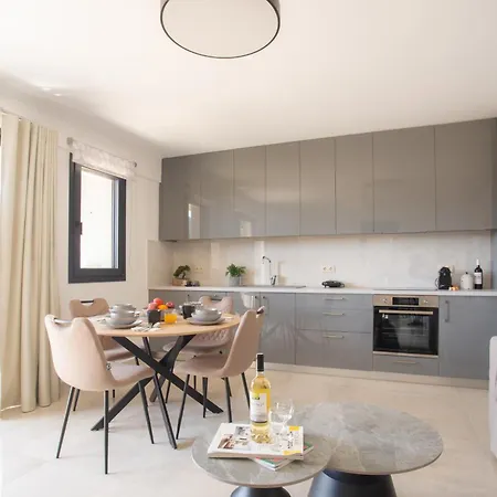 E&m Apartment *